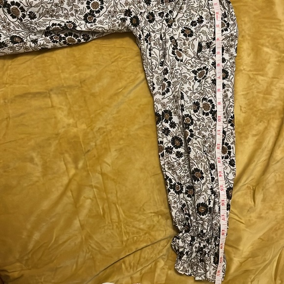 Zara button down ruffled cotton shirt. - Picture 14 of 15